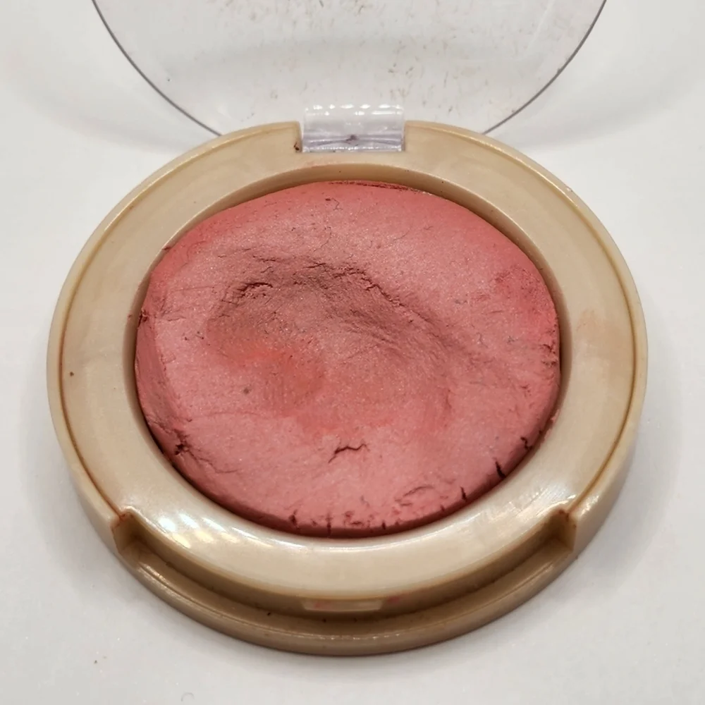 ⭐️40% Off⭐️ Maybelline Dream Bouncy Blush - Picture 3 of 4